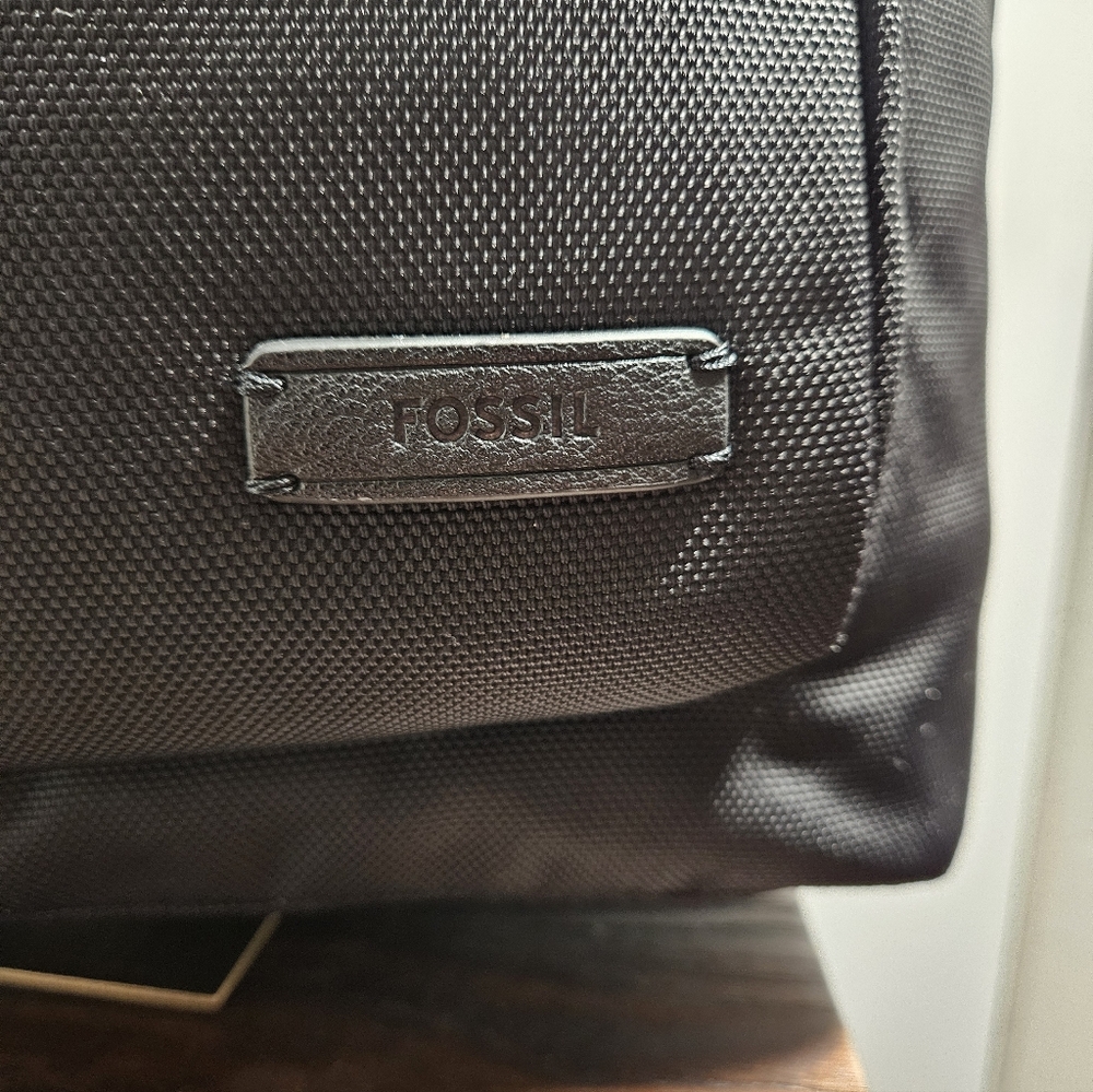 Fossil Sawyer Black Leather Dome Backpack, NWT – - Picture 5 of 10